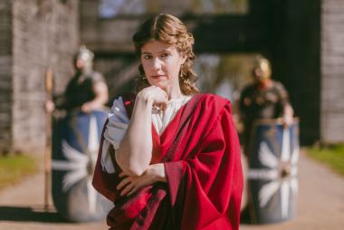 Agrippina die Ältere, Enkelin des Kaisers Augustus und Ehefrau von Germanicus, ist eine der Hauptfiguren bei den diesjährigen Römertagen.<br>Foto: LWL/Ancient Tracks - Evelien Peeters &amp; Tobias Nettekoven GbR 