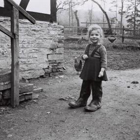 Originalaufnahme von Jutta Fick (geb. Stöcker) im Haus Stöcker.<br>Foto: LWL