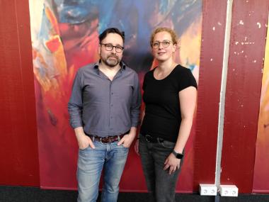 Die Organisatoren des Kinoabends: Dr. Astrid Schlüter von der Fachstelle für Seelische Gesundheit und Dr. Sascha Dargel, Chefarzt des Zentrums für Sozialpsychiatrie der LWL-Klinik Lippstadt.<br>Foto: LWL/Enrica Gore