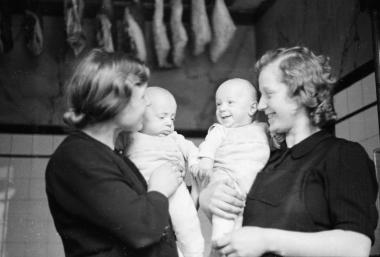 Grinsen lernen Kinder schon früh.<br>Foto: LWL-Medienzentrum für Westfalen