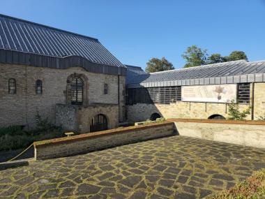 Das Museum in der Kaiserpfalz im abendlichen Sonnenschein.<br>Foto: LWL/J. Hersh<br>Die Nutzungsrechte für die angehängten Fotos liegen beim LWL und die Fotos können uneingeschränkt genutzt werden. 