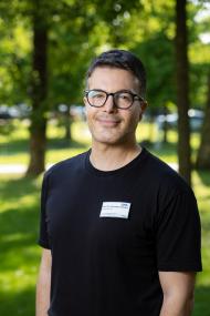 Direktor der Klinik für Psychosomatische Medizin und Psychotherapie im LWL-Universitätsklinikum Bochum, Prof. Georgios Paslakis.<br>Bild: LWL/Dietmar Wäsche