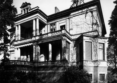 Fassade im Renaissance-Stil: Die 'Gelbe Villa' an der Münsterstraße in Rheine ist Denkmal des Monats März. <br>Foto: LWL</br>