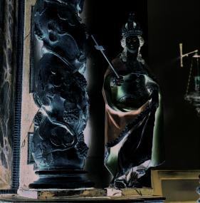 Altarfigur der Heiligen Kunigunde vom Philipp - Neri - Altar. Pfarrei St. Heinrich und Kunigunde. <br>Foto: LWL</br>