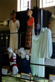 Mode aus Sachsen zeigt das Textilmuseum in Bocholt. <br>Foto: LWL</br>