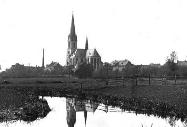 Der Film ¿Unser Herzfeld¿, den der LWL wieder zugänglich gemacht hat, zeigt, wie sich ein Dorf in den Gründungsjahren der Bundesrepublik organisierte und präsentierte.  <br>Foto: LWL</br>