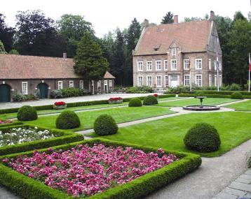 Der letzte LWL-Gartenspaziergang des Jahres führt auch durch die Vorburg des Hauses Welbergen bei Ochtrup. <br>Foto: LWL</br>