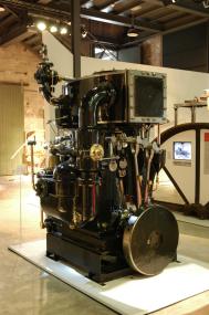 Ein Glanzstück der Ausstellung: die Schiffsdampfmaschine aus dem Jahr 1884.<br> Foto: LWL/Holtappels/Hudemann</br>