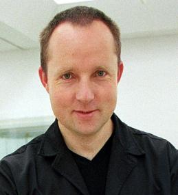 Dieses Gesicht wird man nun öfter sehen: Dr. Sven Spiong betreut ab sofort alle archäologischen Maßnahmen in der Innenstadt von Paderborn. <br>Foto: LWL/M. Egbert.</br>