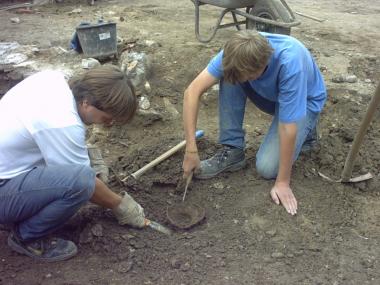 Zehn Jugendliche können sich in den Herbstferien eine Woche lang als Archäologie versuchen.<br>Foto: LWL/Spiong</br>