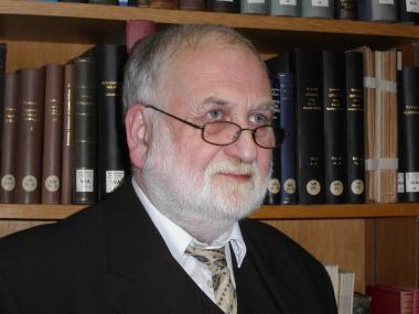 Der LWL hat den in ganz Westfalen bekannten Flurnamenforscher Dr. Gunther Müller jetzt in den Ruhestand verabschiedet.      <br>Foto: LWL</br>