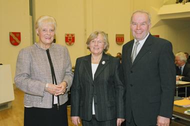 Marlene Lubek (v. l.), Maria Seifert und Rötger Belke-Grobe bilden das neue Präsidium der Landschaftsversammlung.<br>Foto: LWL/Emmerich</br>