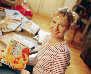 Die Kinderbuchautorin Annette Langen ist am 18. März zu Gast im LWL-Planetarium und liest aus ihrem Buch ¿Abenteuerliche Briefe von Felix¿.  <br>Foto: Coppenrath Verlag</br>
