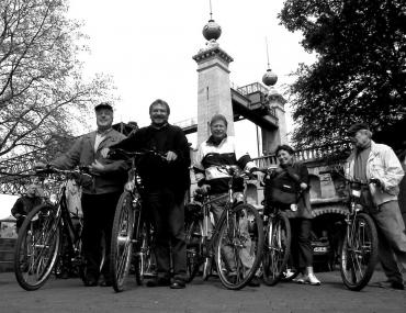 Die historische Radtour zum Umspannwerk Recklinghausen startet vor den Oberhaupttürmen des LWL- Industriemuseums Altes Schiffshebewerk Henrichenburg.  <br>Fotot: LWL</br>