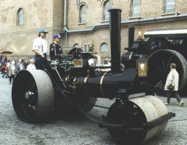 Die Straßenwalze ¿Jumbo¿ ist eine Attraktion für kleine und große Dampffans. <br>Foto: LWL/Holtappels / Hudemann</br>