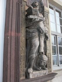 Die LWL-Busexkursion führt auch zum sanierten Kloster Brenkhausen in Höxter.  <br>Foto: LWL/Bonatz</br>