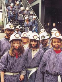 Kleine Kumpel bevölkern in den Ferien wieder das Industriemuseum Zeche Zollern II/IV. <br>Foto: LWL/Hudemann<br />