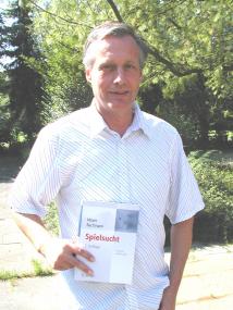 Dr. Meinolf Bachmann brachte jetzt die zweite Auflage seine Buches ¿Spielsucht¿ heraus.<br>Foto: LWL<br />