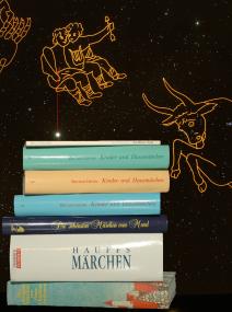 An verschiedenen Abenden werden in den nächsten Wochen Bücher im Planetarium vorgelesen.<br/>Foto: LWL