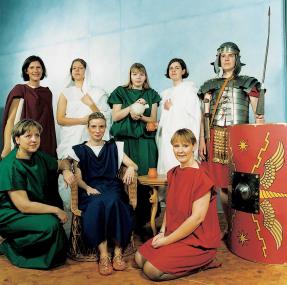 Caius Munatius Crispus & Co. erwarten die Besucher bei der Wiedereröffnung des LWL-Römermuseum Haltern. Foto: LWL/Sagurna.