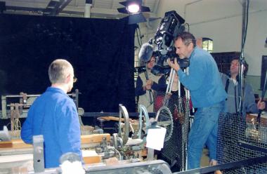 Filmarbeiten im Websaal des Textilmuseums Bocholt. Foto: LWL