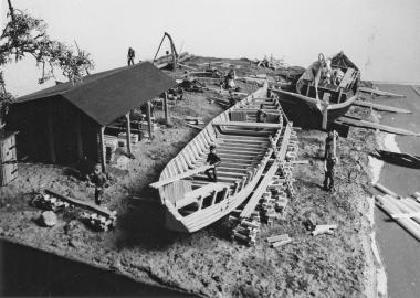 Das Modell einer Schiffswerft aus dem 18. Jahrhundert zum Bau hölzerner Segelkähne  für die Elbschifffahrt.     <br/>       Foto: Elbschiffahrtsmuseum Lauenburg