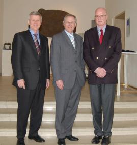 Haben über die Anträge entschieden: (von links) Prof Dr. Karl Teppe, Dr. Wolfgang Kirsch, Wolfgang Schäfer. Foto: Kulturstiftung Westfalen-Lippe. 