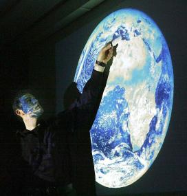 Satelittenbilder aus dem All werden Sonntag nach Hattingen gefunkt. Foto: Geoscopia Umweltbildung
