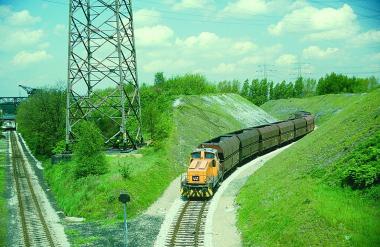 Trasse der Werkbahn im Bereich des Grimberhafens in Gelsenkirchen. <br/>Foto: LWL