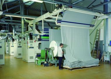Rauhmaschine in der Firma Wilhelm Wülfing GmbH & Co.KG.  Foto: LWL
