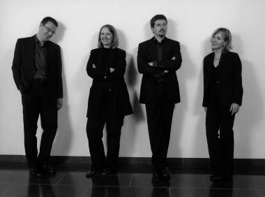 Die Band ¿four and more¿ (v. l. Alexander Giffey, Gabriele Frece, Georg Homann, Birgit Kramarczyk) tritt am 7. Oktober im Alten Schiffshebwerk auf. Foto: PR