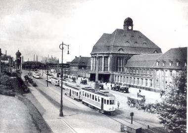Das Foto aus den 1920er Jahren zeigt den "zweiten" Dortmunder Hauptbahnhof. <br>Repro: LWL<br />