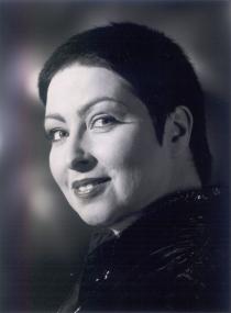Maegie Koreen aus Gelsenkirchen verkörpert mit Texten und Chansons das Leben der unvergleichlichen Chansonsängerin Claire Waldoff, ebenfalls aus Gelsenkirchen.<br>Foto: PR<br />