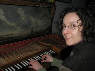 Maria Erdmann am Clavichord. <br>Foto: LWL<br />