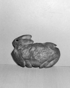 Ein solcher Hase aus Hefeteig wurde den Kindern im Siegerland geschenkt. Foto: LWL/VoKo