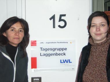 Claudia Röben (r.) und Meike Gerzen bieten in diesem Jahr wieder ein Projekt für Kinder von psychisch belasteten Eltern an.<br>Foto: LWL<br />