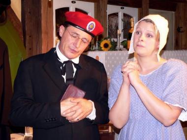 Dario Weberg und Indra Janorschke vom LiteraTourTheater Dortmund stellen in ihren Theaterbiografien große Literaten von der menschlichen Seite dar. <br>Foto: PR<br />