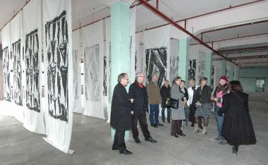 Textile Installationen in der ehemaligen Spinnerei Herding.<br>Foto: LWL/Holtappels<br />