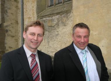 Der bisherige Museumsleiter Prof. Dr. Matthias Wemhoff (rechts) übergab das Amt an seinen Nachfolger Prof. Dr. Klaus Gereon Beuckers.<br>Foto: LWL<br />