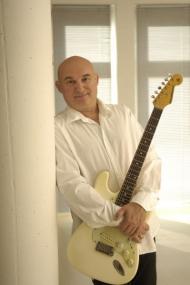 ¿Zlatko¿spielt mit den ¿Zodiacs¿ in der Maschinenhalle des Schiffshebewerks Rock und Blues.<br>Foto: PR<br />