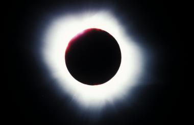 Der Mond, Hauptakteur bei den Finsternissen im August, bereits jetzt ein Star beim Vortrag im Planetarium.<br>Foto: NASA.<br />