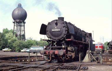 Dampflok am Bahnbetriebswerk Gelsenkirchen-Bismarck in den 1970er Jahren.<br>Foto: Wölke<br />