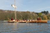Bemerkenswertes Tempo: 6 Knoten (11 km/h) erreichte ¿Victoria¿ auf dem Ratzeburger See. <br>Foto: IMPERIUM KONFLIKT MYTHOS/Huppertz<br />