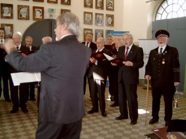 100 Mitglieder von sechs Bochumer Chören gestalten das Konzert im LWL-Industriemuseum Zeche Hannover.<br>Foto: LWL<br />