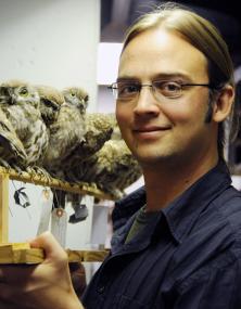 Als ¿ausgezeichneter¿ Wissenschaftler forscht Dr. Jan Ole Kriegs seit September als Wirbeltierzoolo-ge im LWL-Museum für Naturkunde.<br>Foto: LWL/Oblonczyk.<br />