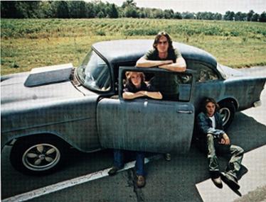 Die FilmGalerie im LWL-Landesmuseum zeigt "Two-Lane Blacktop" - einen Kultfilm unter den Road Movies.<br>Foto: Sony Pictures<br /> 