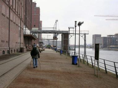 Die Reise durchs Ruhrgebiet per Pedes führt auch durch den Duisburger Innenhafen.<br>Foto: PR<br />