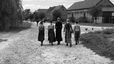 Mit im Programm der SchulKinoWochen NRW: Der deutsche Oscaranwärter ¿Das weiße Band¿ von Michael Haneke. <br>Foto: X Verleih<br />