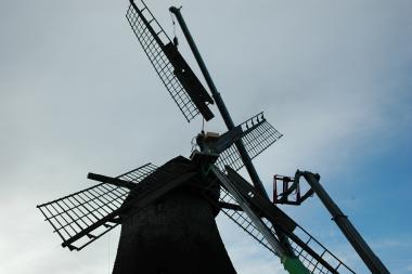 Die Flügel der Mühle werden restauriert und dazu abgenommen.<br>Foto: LWL<br />