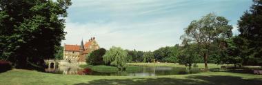 Panoramaansicht von Burg Hülshoff. <br>Foto: Olaf Mahlstedt © LWL-Medienzentrum für Westfalen<br />